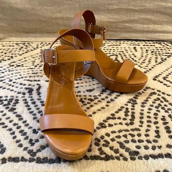 Arturo Chiang AT-Paulline Nude Wedge Heel sz 8M/38 - Picture 1 of 11